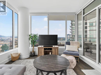 1102-1181 Sunset Drive - 3