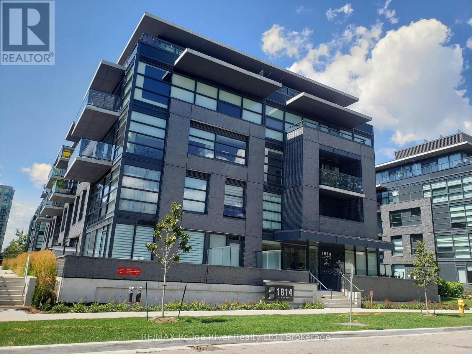 439-1614 Charles Street, Whitby, ON, L1N 0P4