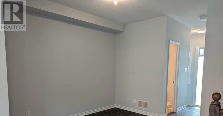 671 Allied Mews, Ottawa, ON, K2S 2Z6 - 2