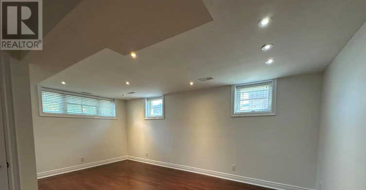 LOWER-87 Lawrence Avenue W, Toronto, ON, M5M 1A7 - 9