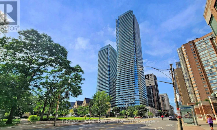 709-1080 Bay Street