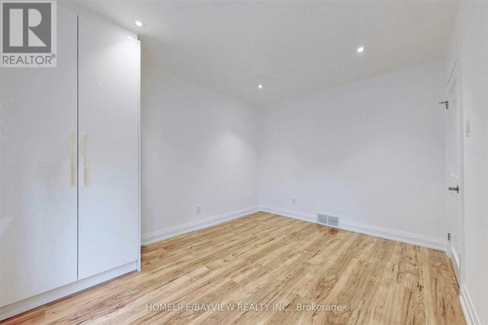 663 Conacher (Lower Drive, Toronto, ON, M2M 3N4 - 8