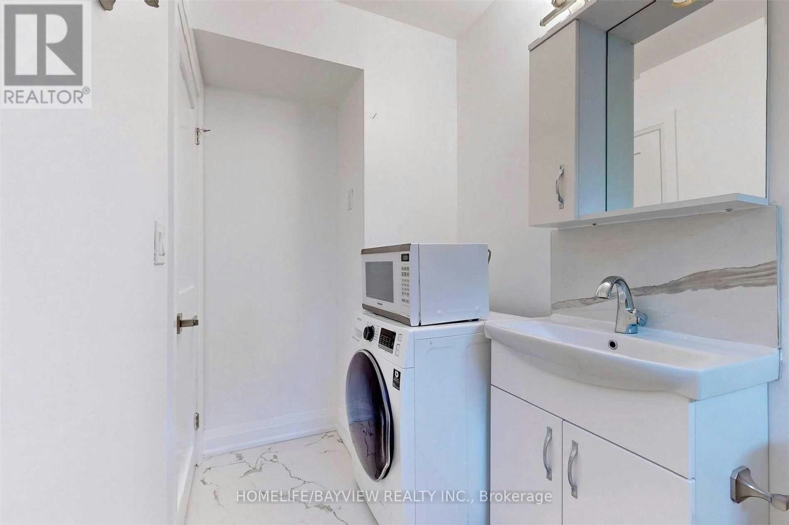 663 Conacher (Lower Drive, Toronto, ON, M2M 3N4 - 15