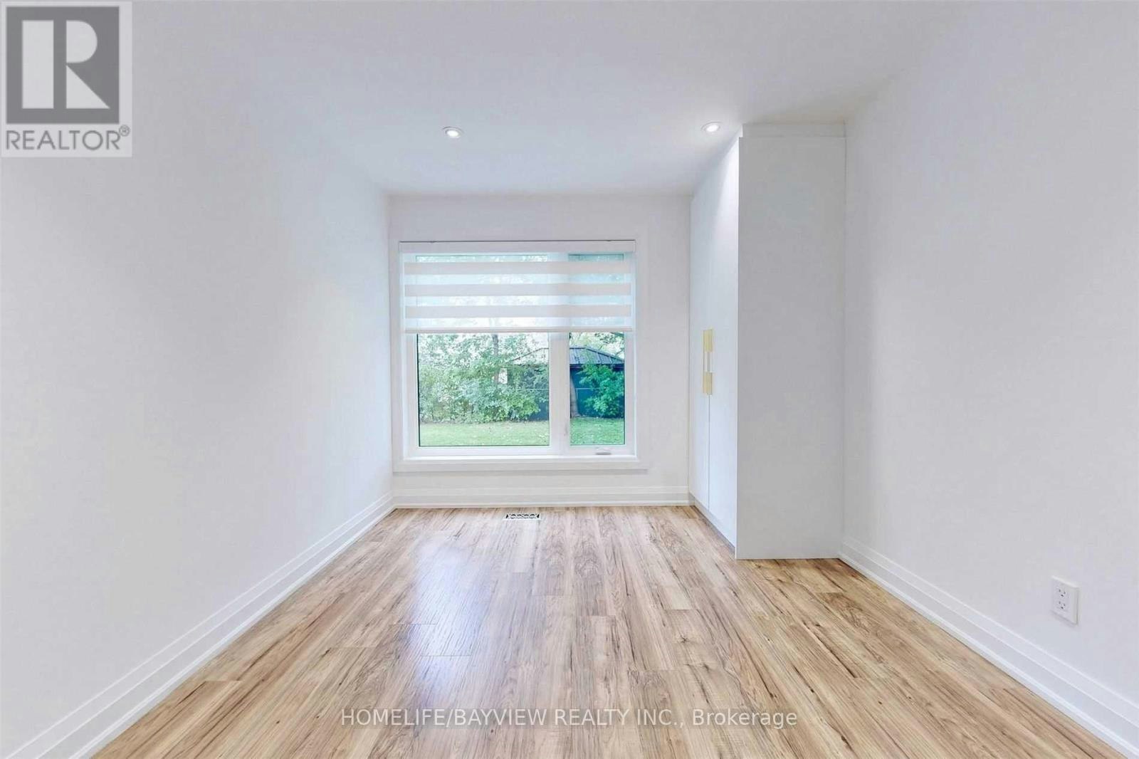 663 Conacher (Lower Drive, Toronto, ON, M2M 3N4 - 6