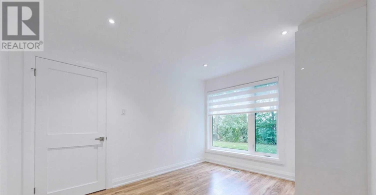 663 Conacher (Lower Drive, Toronto, ON, M2M 3N4 - 7