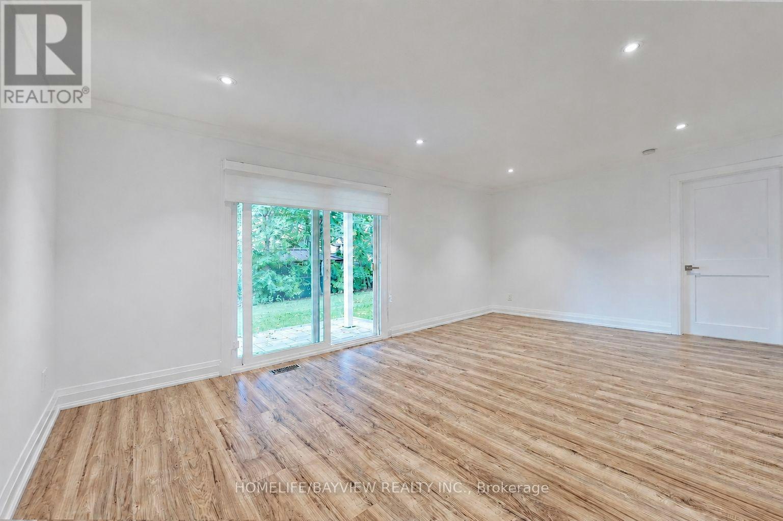 663 Conacher (Lower Drive, Toronto, ON, M2M 3N4 - 4