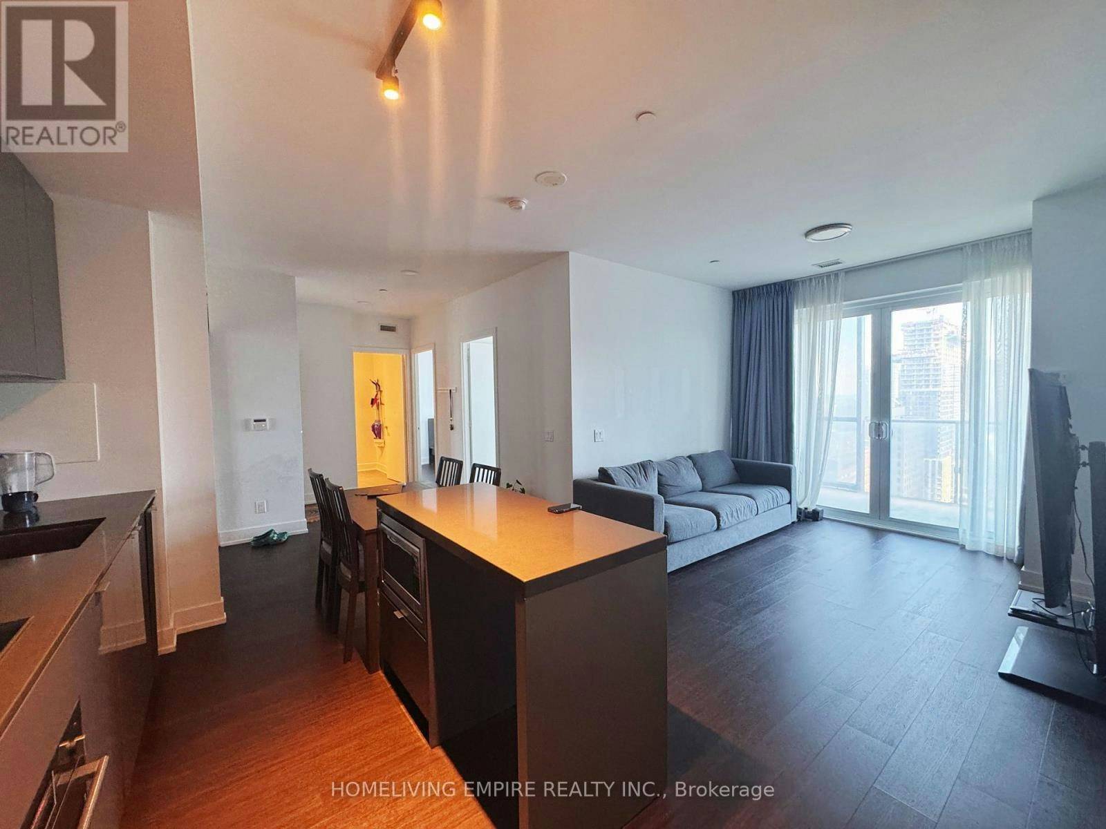2711-7 Grenville Street, Toronto, ON, M4Y 0W9 - 2