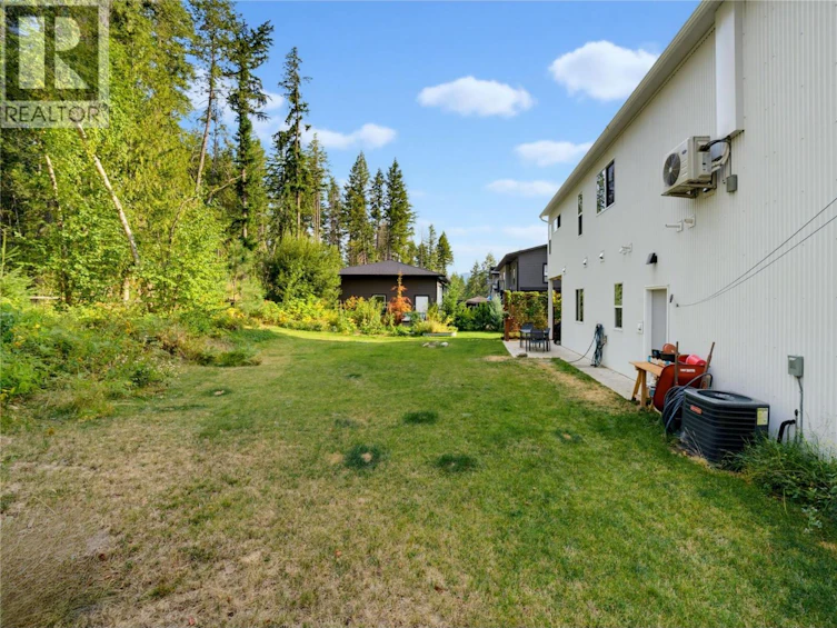 11-3820 NE 20 Street, Salmon Arm, BC, V1E 0G7 - 52
