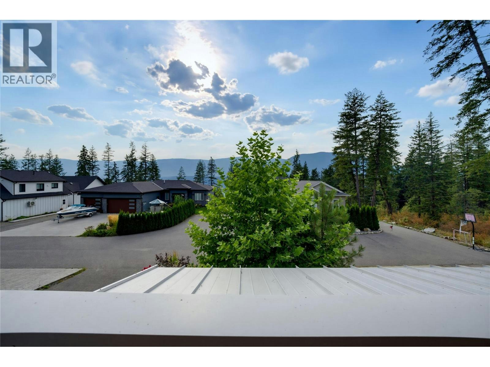 11-3820 NE 20 Street, Salmon Arm, BC, V1E 0G7 - 35