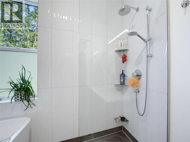 11-3820 NE 20 Street, Salmon Arm, BC, V1E 0G7 - 29