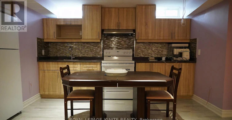 BSMT-601 Staines Road, Toronto, ON, M1X 2B1 - 2
