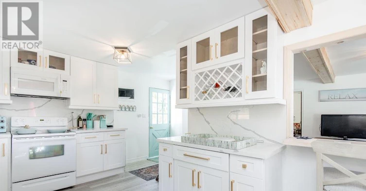 7 Oliver Drive, Tiny, ON, L0L 2J0 - 7