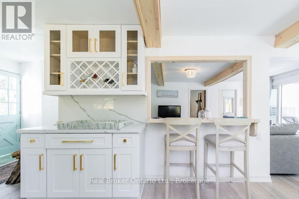 7 Oliver Drive, Tiny, ON, L0L 2J0 - 8
