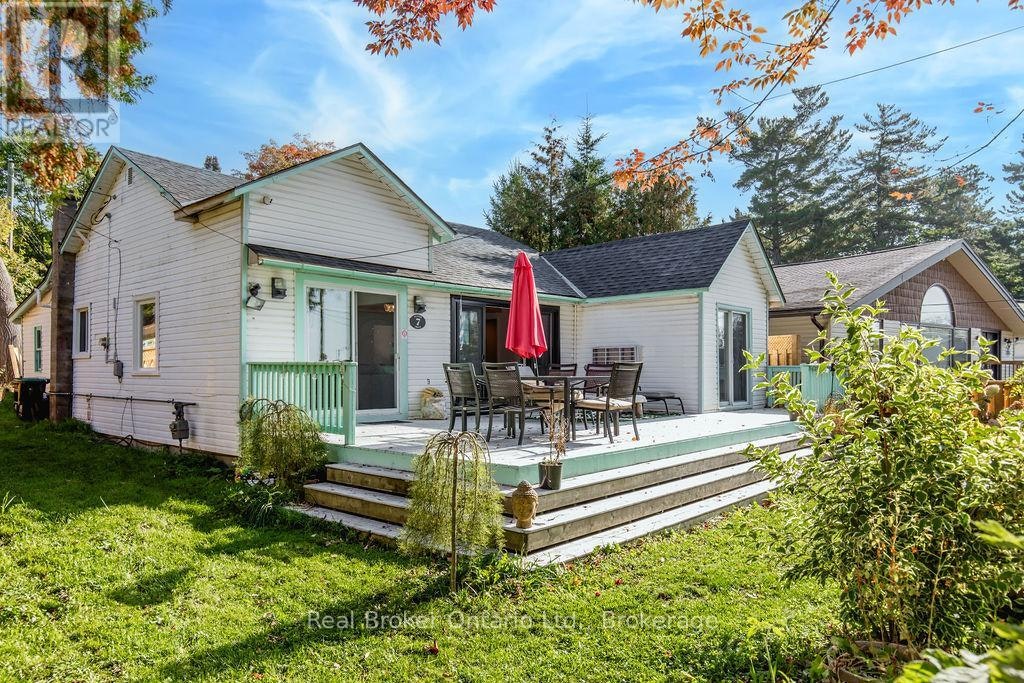 7 Oliver Drive, Tiny, ON, L0L 2J0 - 2