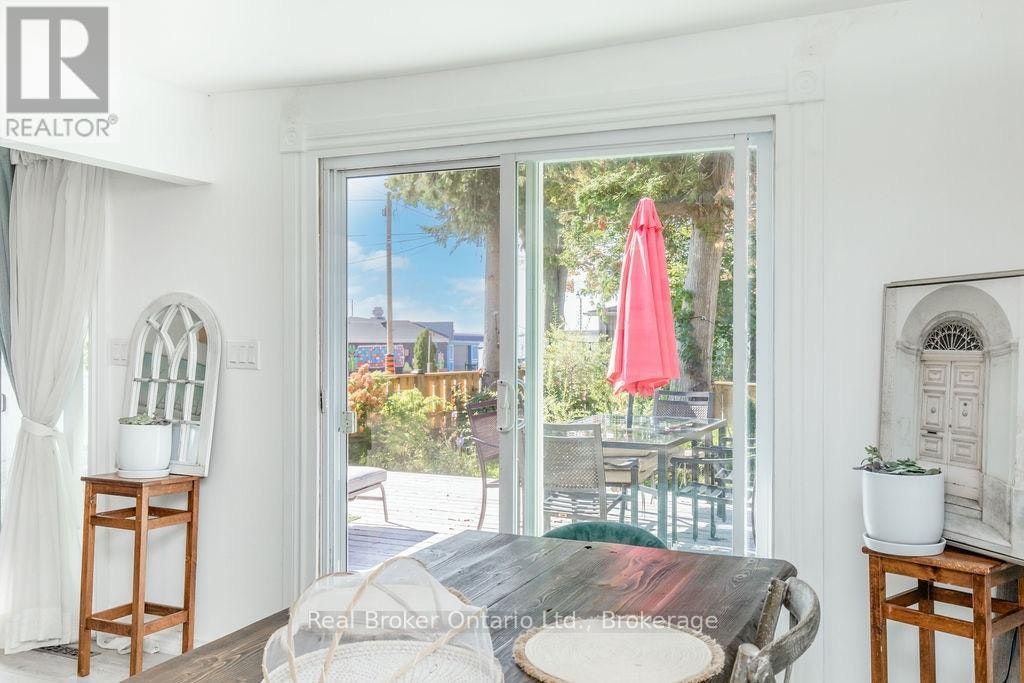 7 Oliver Drive, Tiny, ON, L0L 2J0 - 11