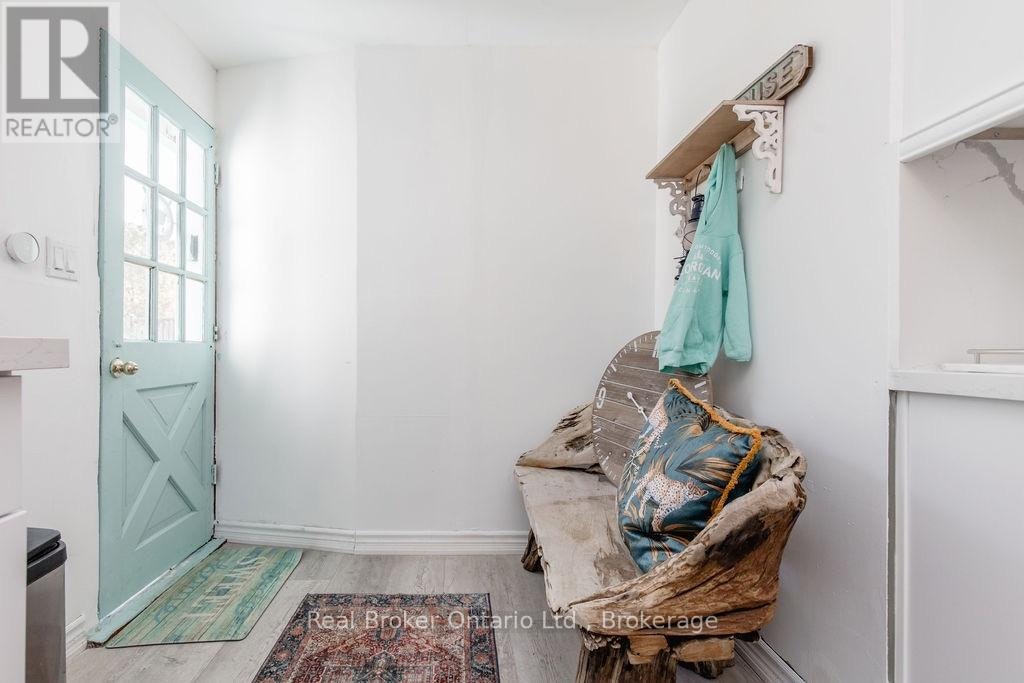 7 Oliver Drive, Tiny, ON, L0L 2J0 - 3