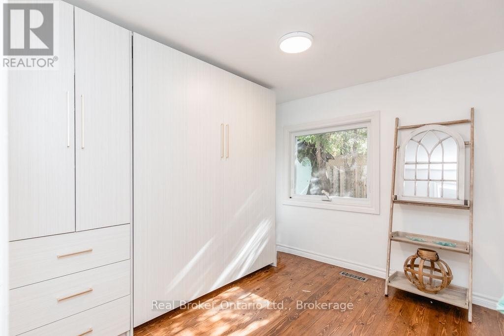 7 Oliver Drive, Tiny, ON, L0L 2J0 - 17