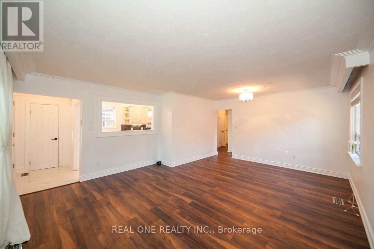 375 Neal Drive, Richmond Hill, ON, L4C 3L6 - 10