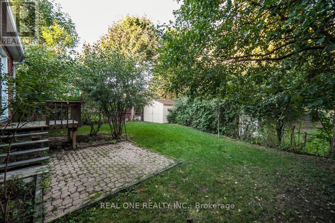 375 Neal Drive, Richmond Hill, ON, L4C 3L6 - 25