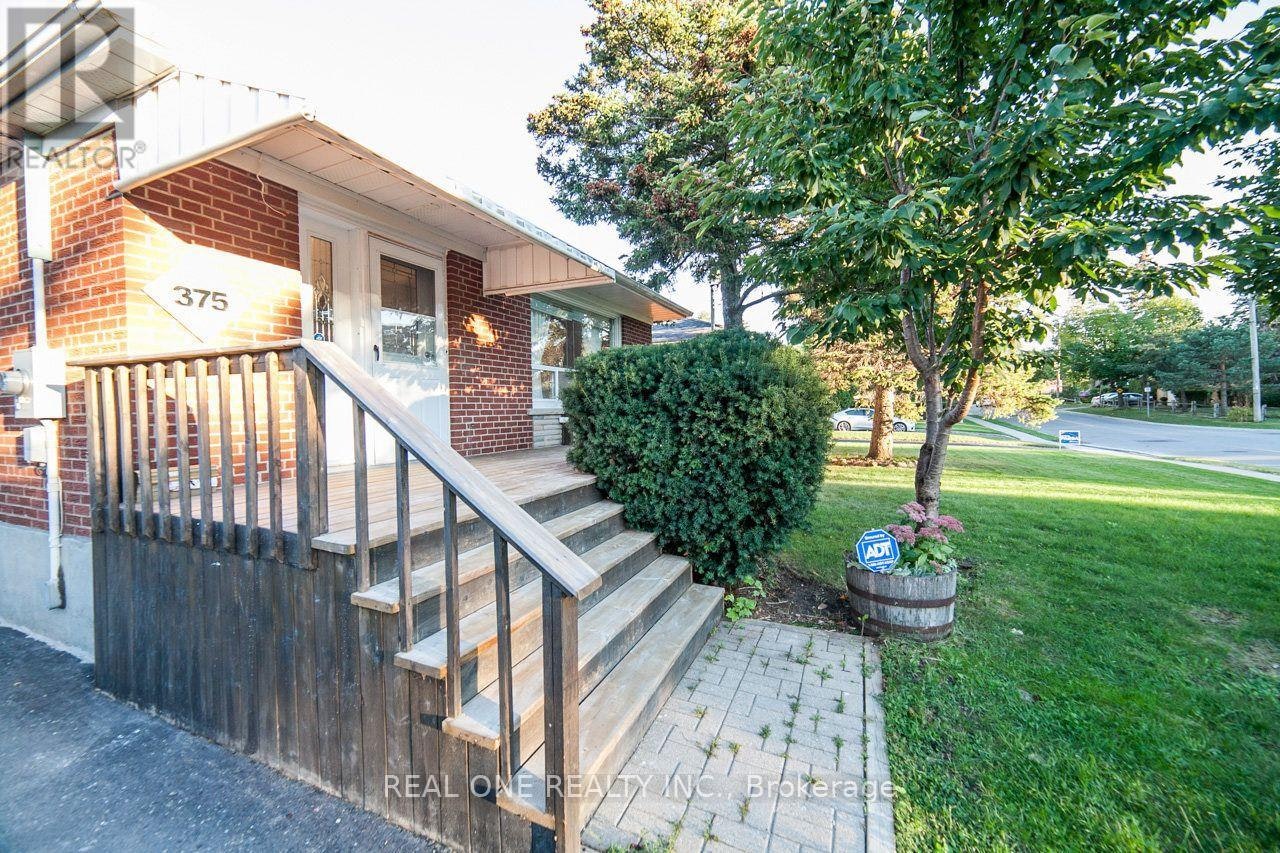 375 Neal Drive, Richmond Hill, ON, L4C 3L6 - 7