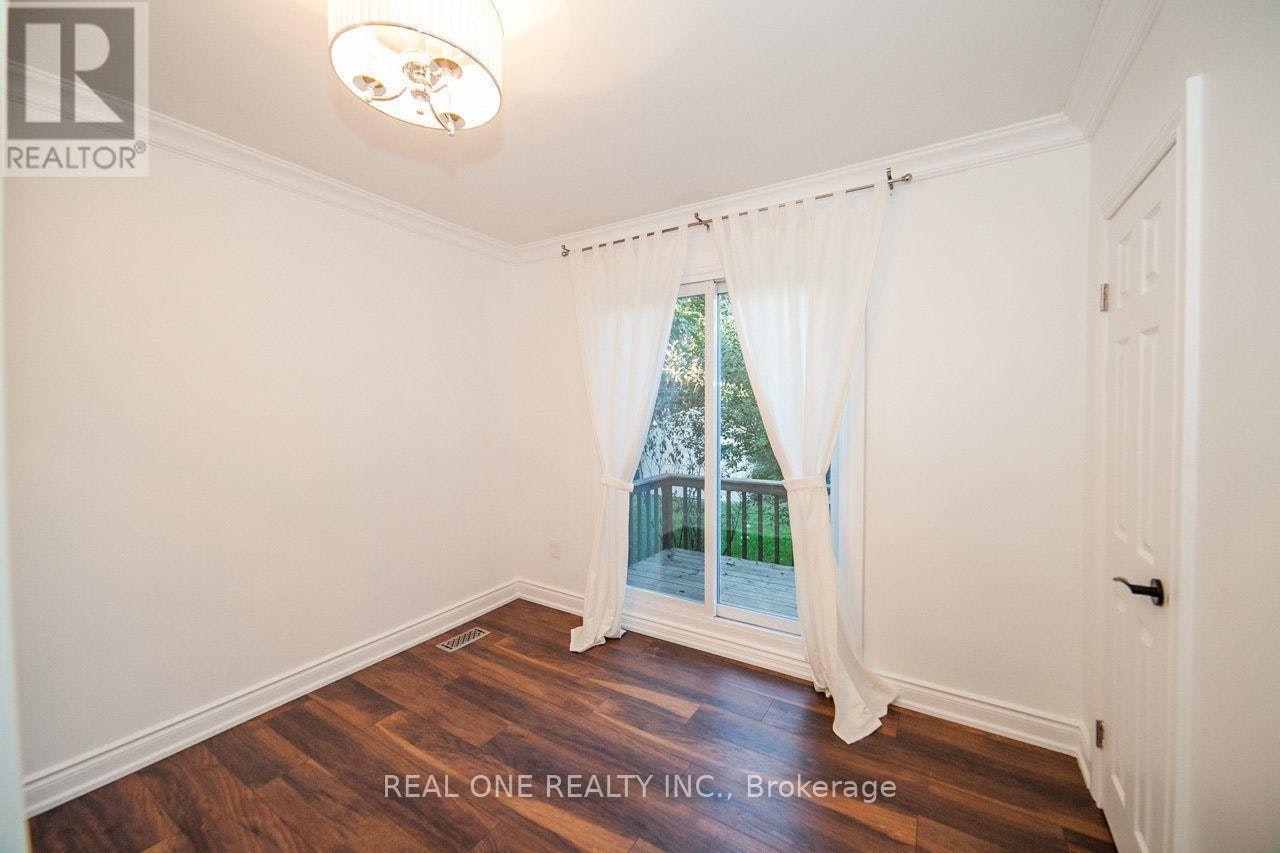 375 Neal Drive, Richmond Hill, ON, L4C 3L6 - 19