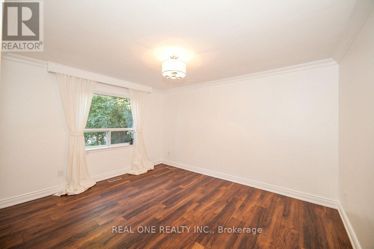 375 Neal Drive, Richmond Hill, ON, L4C 3L6 - 16