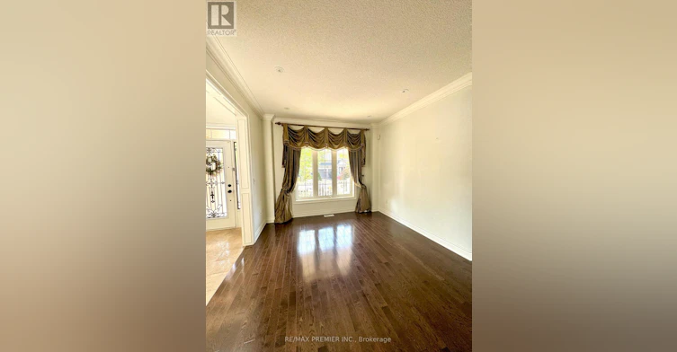67 Cappella Drive, Vaughan, ON, L4H 0X3 - 7