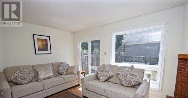 518 Galaxy Court, Mississauga, ON, L5R 2R2 - 8