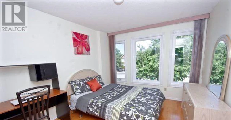 518 Galaxy Court, Mississauga, ON, L5R 2R2 - 13