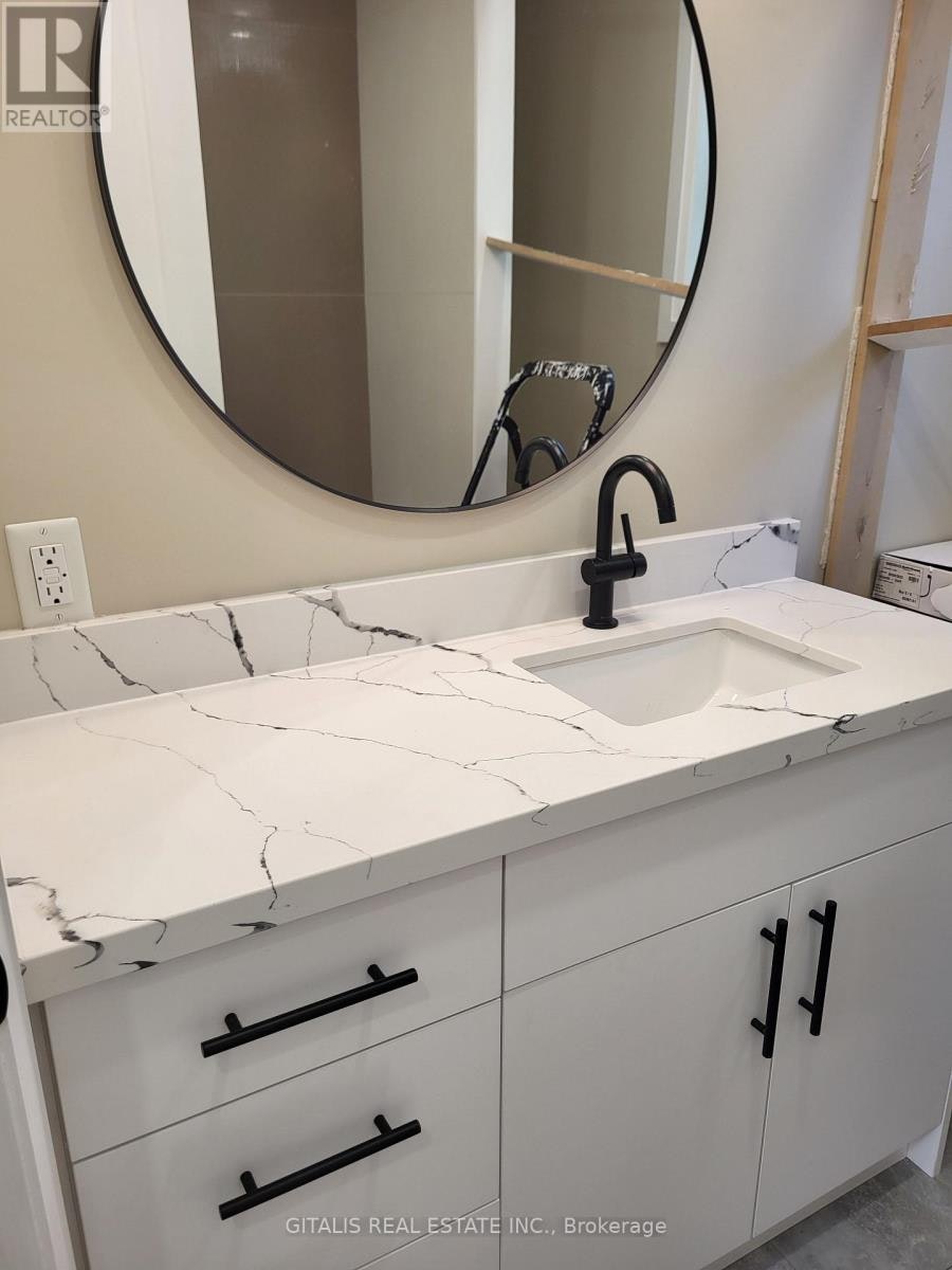 MAIN FLOOR-195 Oakmount Road N, Toronto, ON, M6P 2N1 - 8