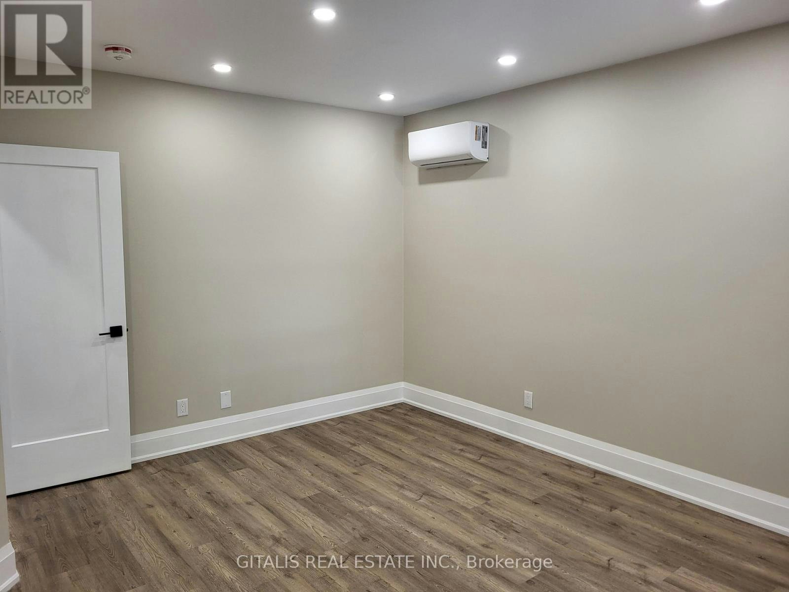 MAIN FLOOR-195 Oakmount Road N, Toronto, ON, M6P 2N1 - 5