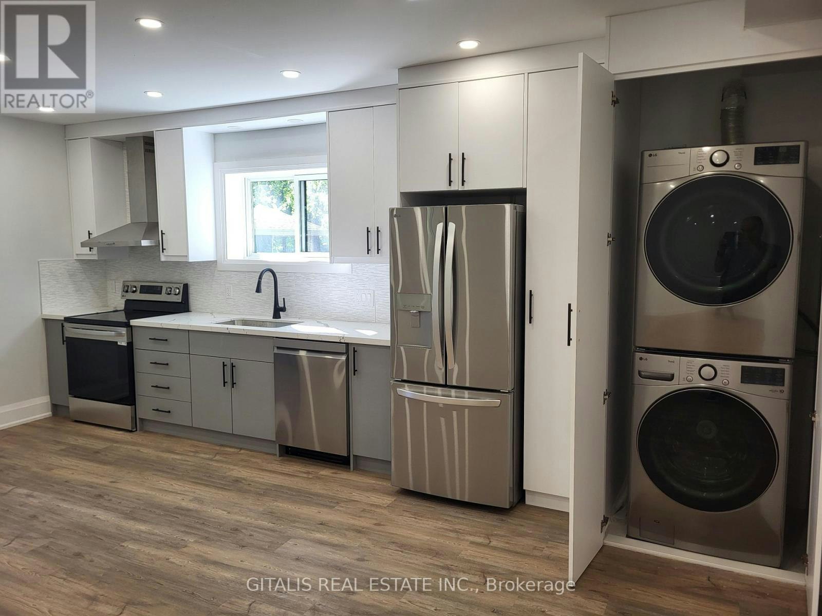 MAIN FLOOR-195 Oakmount Road N, Toronto, ON, M6P 2N1