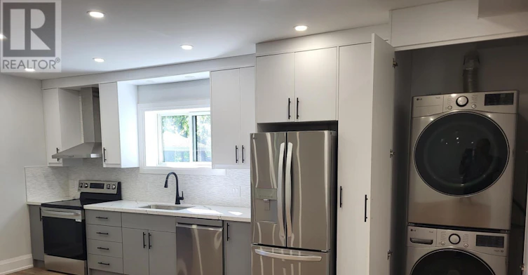 MAIN FLOOR-195 Oakmount Road N, Toronto, ON, M6P 2N1