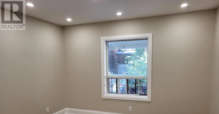 MAIN FLOOR-195 Oakmount Road N, Toronto, ON, M6P 2N1 - 4