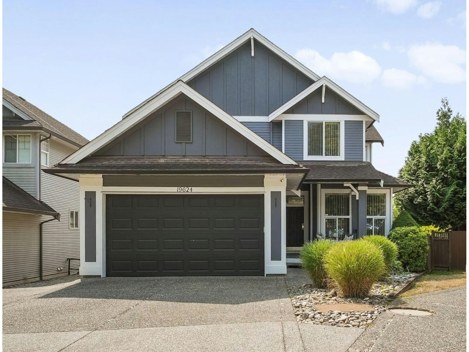 19624 69a Avenue, Langley, BC, V2Y 3A6