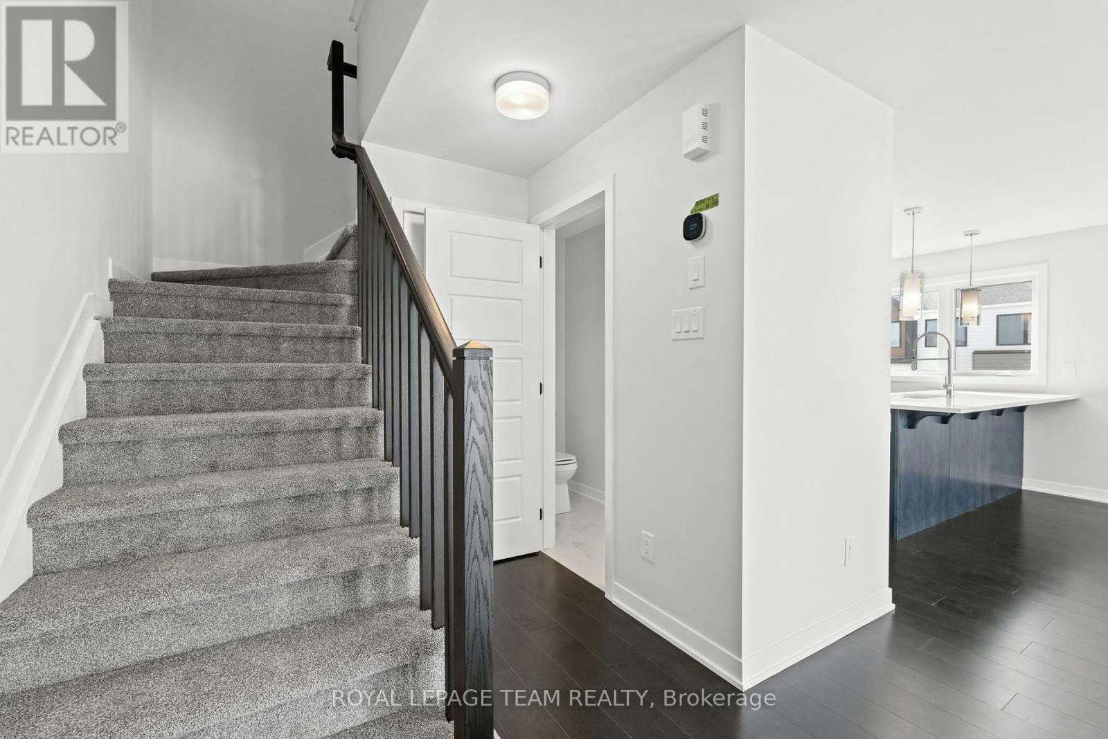 2031 Blossite Private, Ottawa, ON, K2J 7J5 - 16