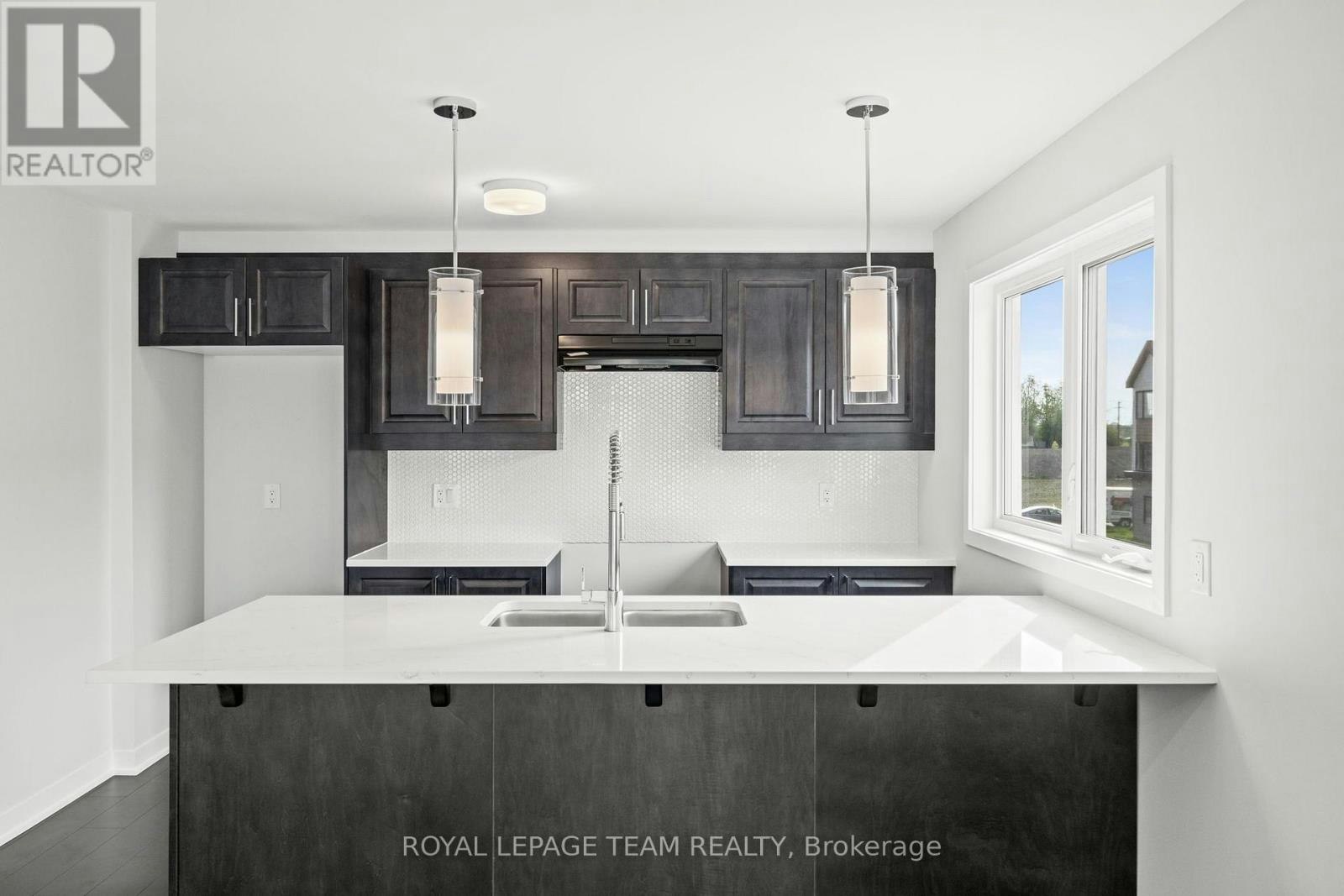 2031 Blossite Private, Ottawa, ON, K2J 7J5 - 7