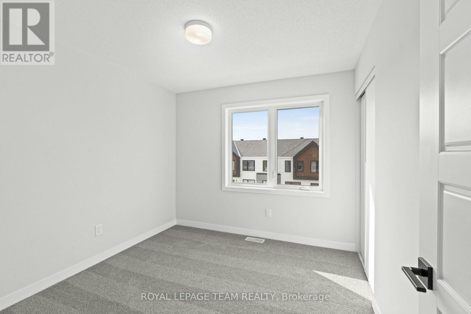 2031 Blossite Private, Ottawa, ON, K2J 7J5 - 18