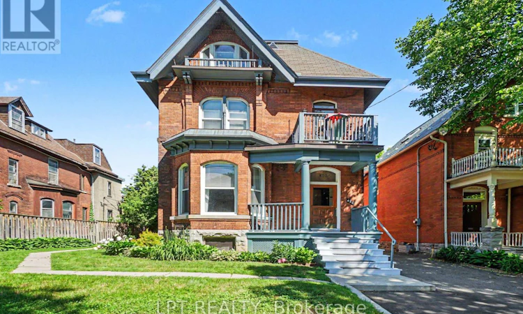 475 Maclaren Street