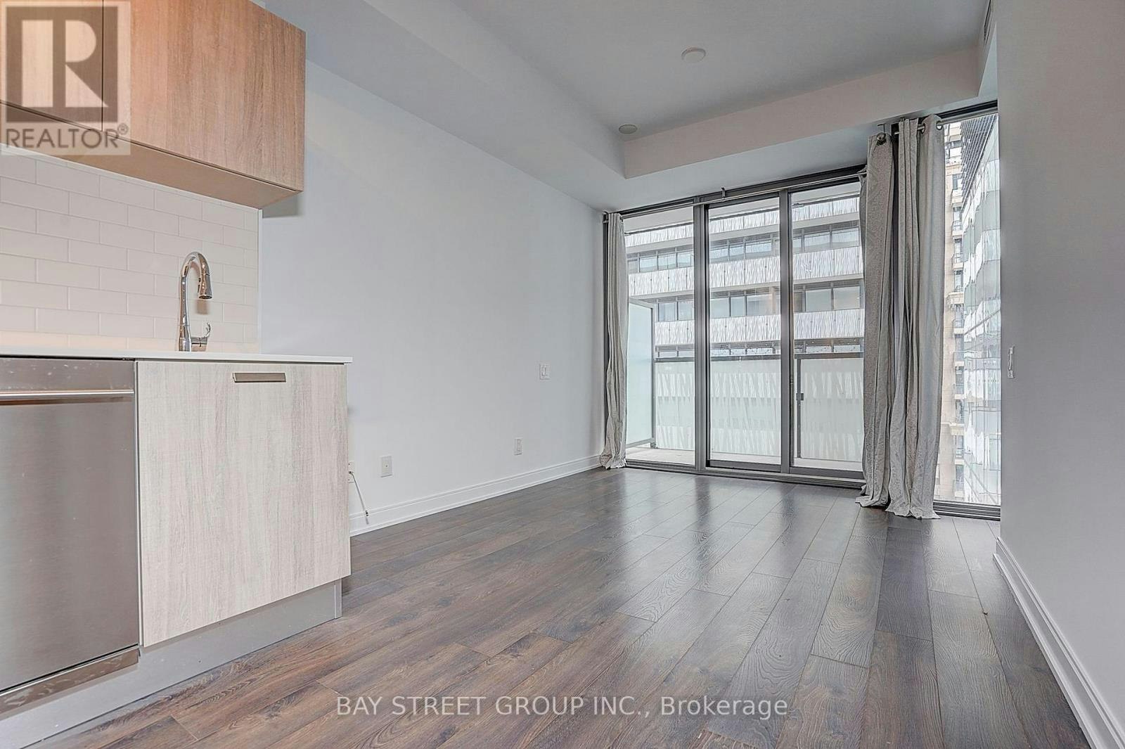 910-50 Charles Street E, Toronto, ON, M4Y 0C3 - 14
