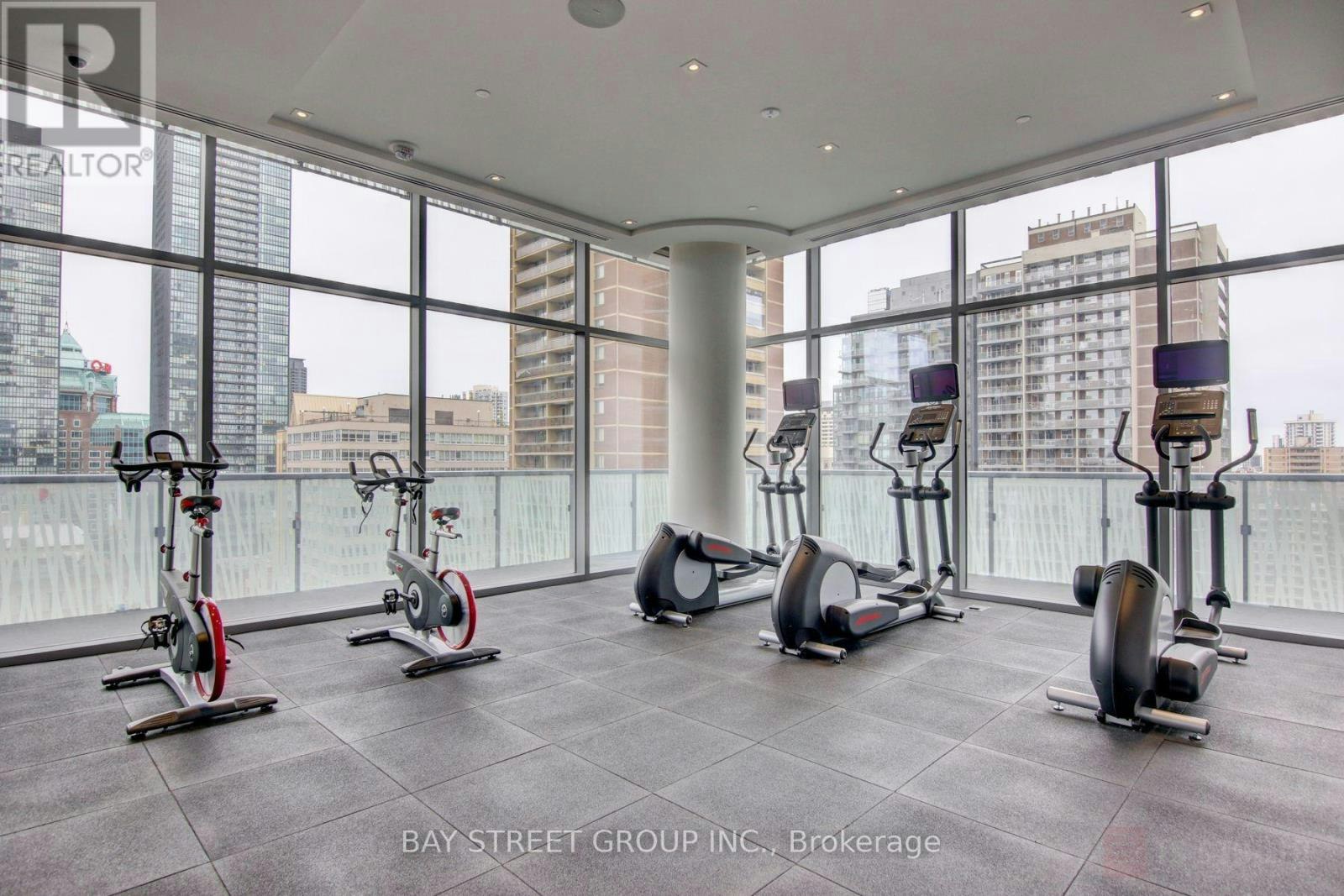 910-50 Charles Street E, Toronto, ON, M4Y 0C3 - 33