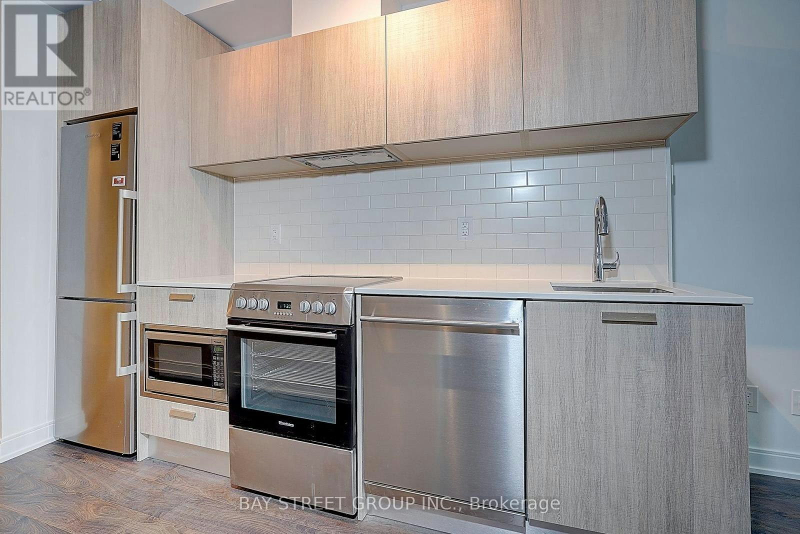 910-50 Charles Street E, Toronto, ON, M4Y 0C3 - 11