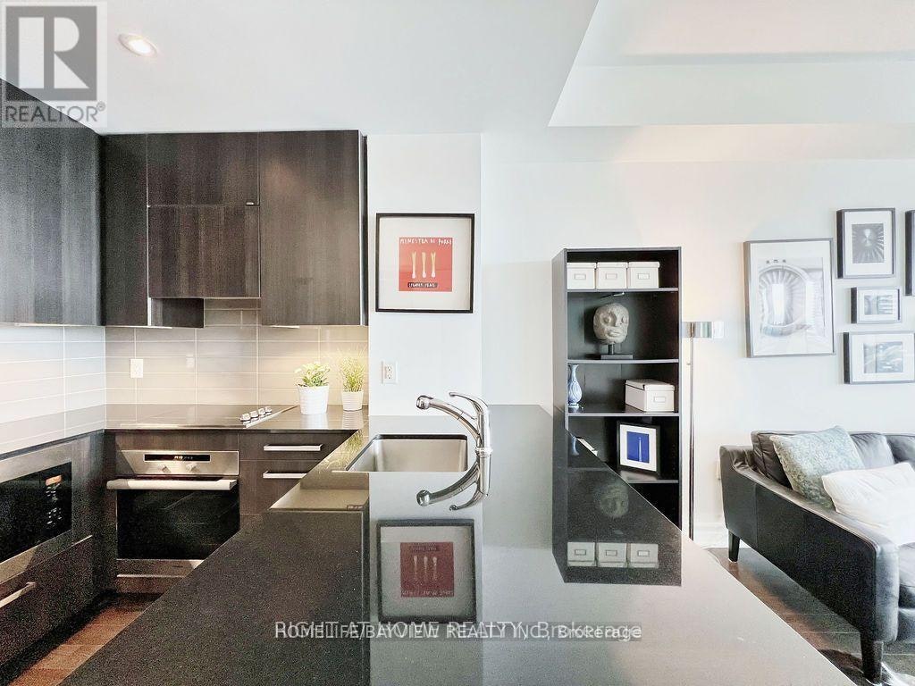 3709-8 The Esplanade, Toronto, ON, M5E 0A6 - 7