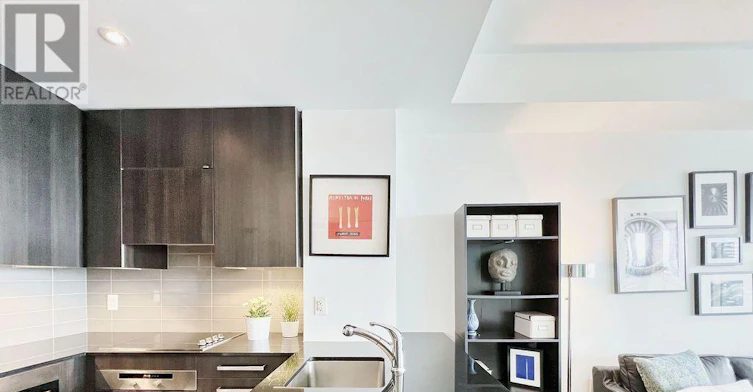 3709-8 The Esplanade, Toronto, ON, M5E 0A6 - 7