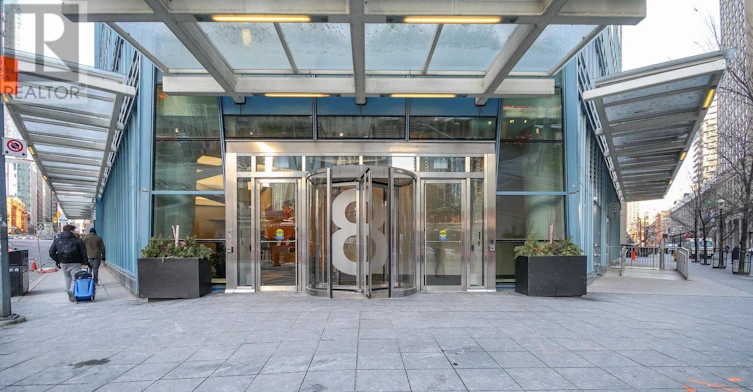 3709-8 The Esplanade, Toronto, ON, M5E 0A6 - 4