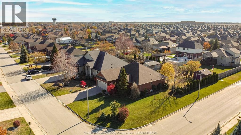 1381 Emma Street, Lakeshore, ON, N0R 1A0 - 36