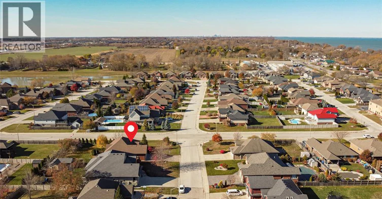 1381 Emma Street, Lakeshore, ON, N0R 1A0 - 35