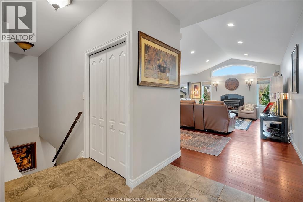 1381 Emma Street, Lakeshore, ON, N0R 1A0 - 17