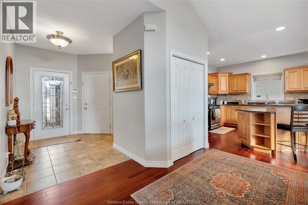1381 Emma Street, Lakeshore, ON, N0R 1A0 - 3