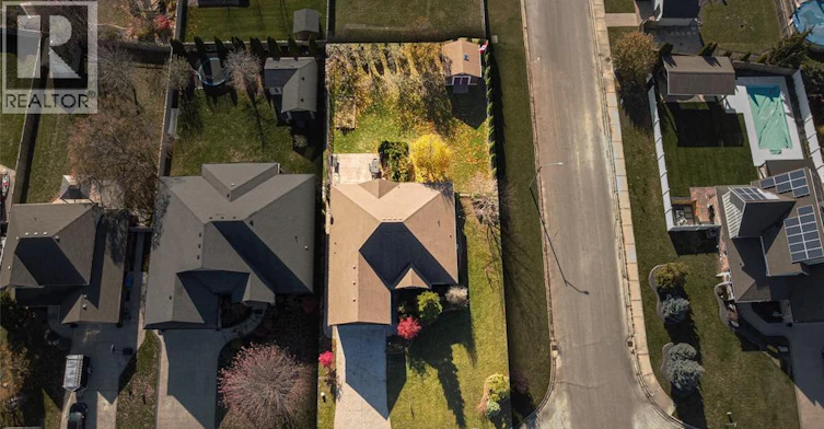 1381 Emma Street, Lakeshore, ON, N0R 1A0 - 32